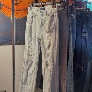 aeropostale light wash ripped skater jeans